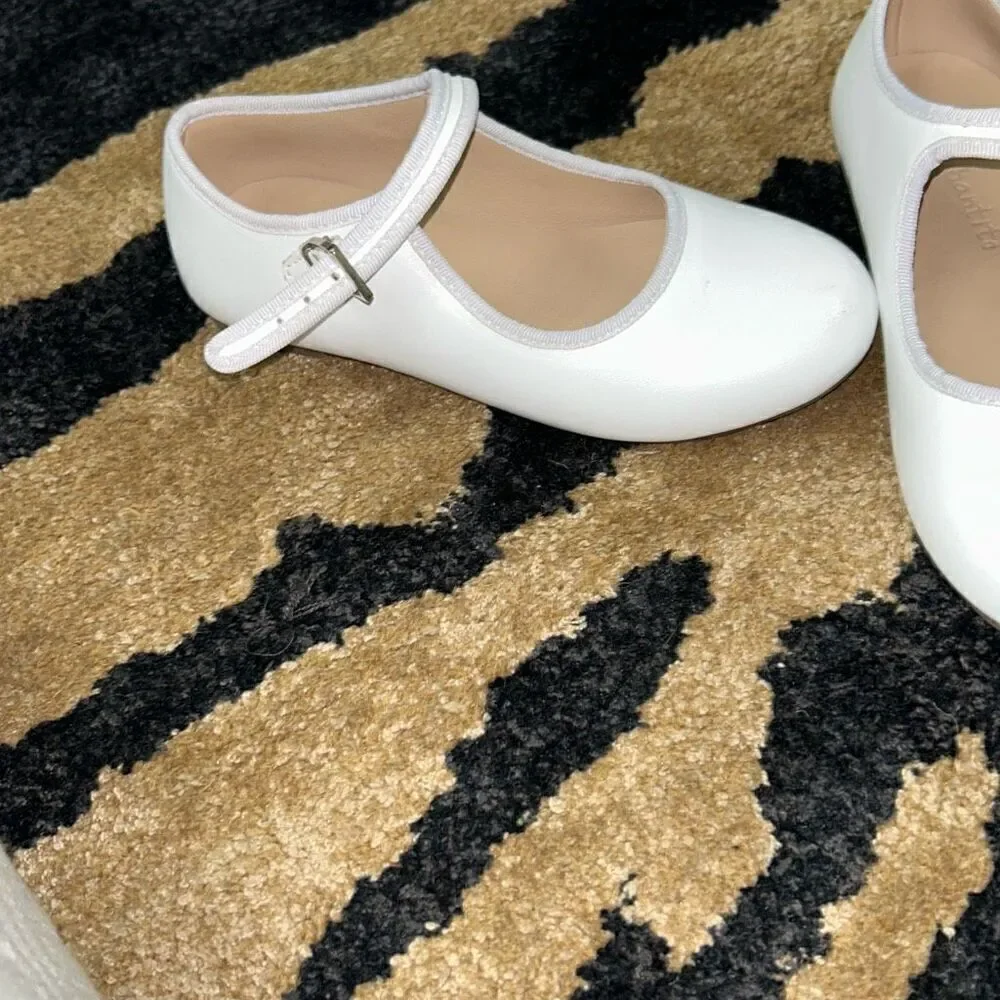 Elephantito white leather